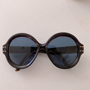 Dior Sunglasses Gently Worn Style R1U